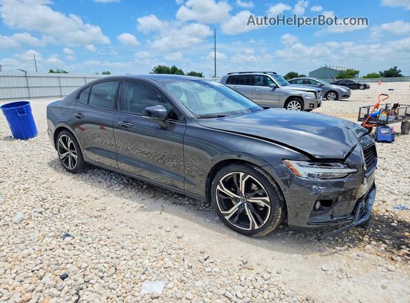 7JRL12FL4RG308351 2024 VOLVO S60 Black Przód prawy