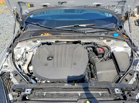 7JRL12GC4SG367212 2025 VOLVO S60 Silver Vista interior trasera