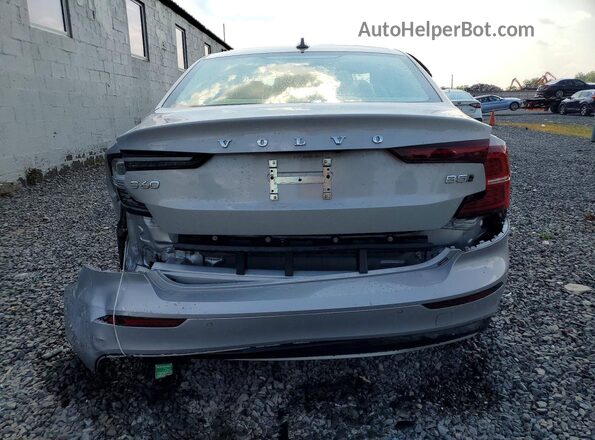 7JRL12GC4SG367212 2025 VOLVO S60 Silver Vista trasera