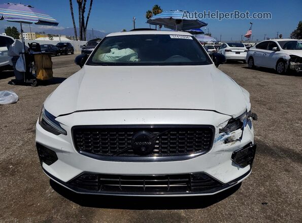 7JRL12TH6RG303975 2024 VOLVO S60 White Vista frontal