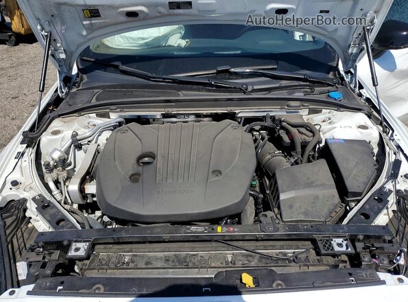 7JRL12TH6RG303975 2024 VOLVO S60 White Vista interior trasera