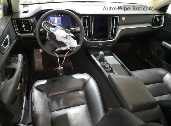 7JRL12TK2RG314810 2024 VOLVO S60 Blue Widok deski rozdzielczej