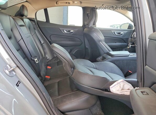 7JRL12TK6RG316298 2024 VOLVO S60 Gray უკანა სავარძლების ხედი