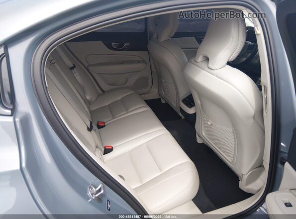 7JRL12TM6RG323317 2024 VOLVO S60 Blue Widok naklejki z numerem VIN