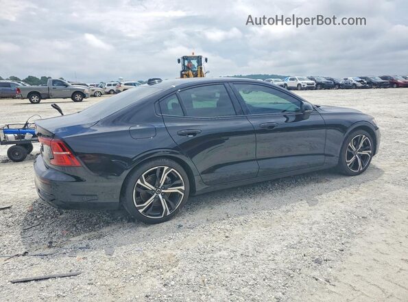 7JRL12TM8RG287338 2024 VOLVO S60 Black Հետևի աջ