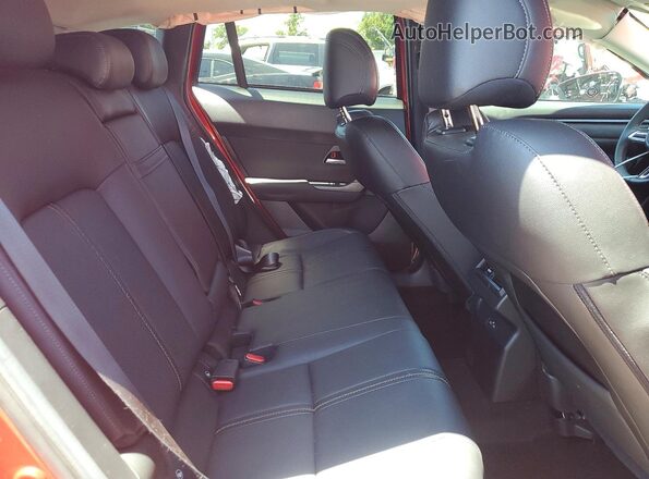 7MMVAADW0SN138232 2025 MAZDA CX-5 Red Rear interior view