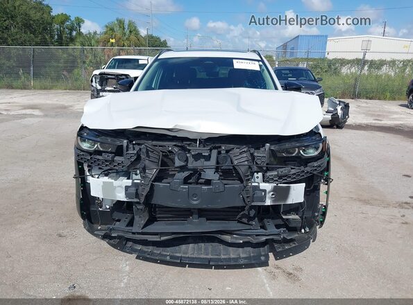 7MMVAADW1SN132844 2025 MAZDA CX-50 HYBRID White Widok wnętrza z tyłu