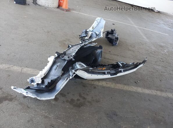 7MMVAADW4SN112796 2025 MAZDA CX-5 White Vista del compartimento del motor