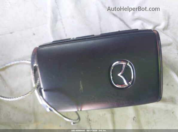 7MMVAADW8TN155085 2026 MAZDA CX-50 HYBRID Красный Вид панели приборов