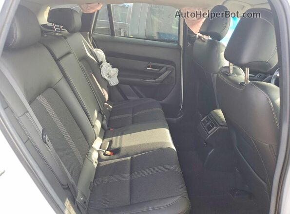 7MMVABBM5RN182468 2024 MAZDA CX-5 White Widok wnętrza z tyłu