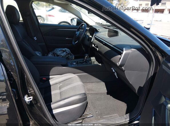 7MMVABCM6PN122548 2023 MAZDA CX-5 Black Widok wnętrza z przodu