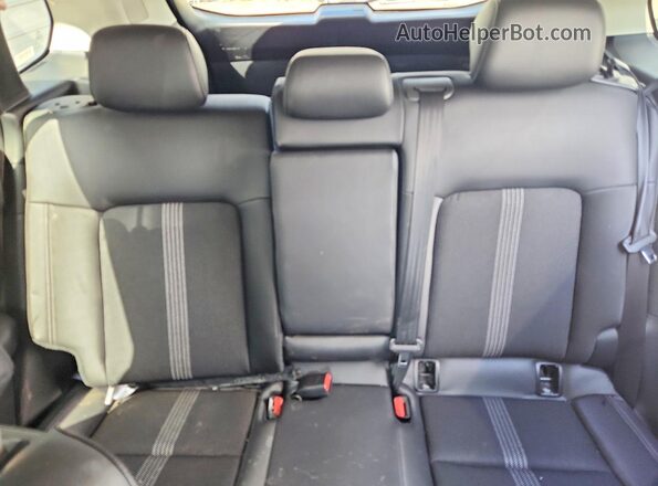 7MMVABDM3SN370182 2025 MAZDA CX-5 Gray Rear seats view