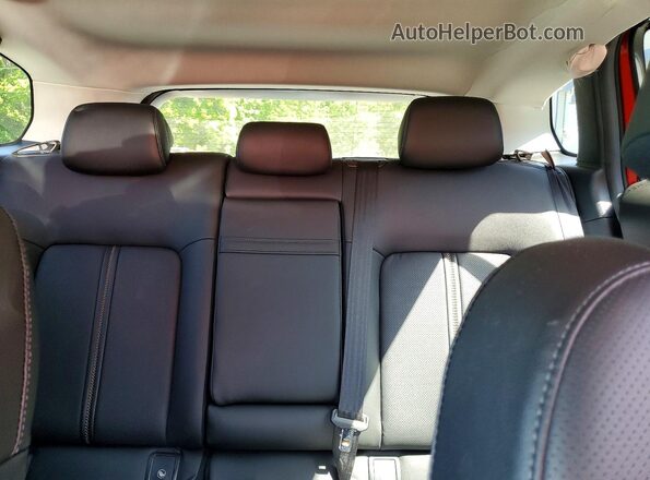 7MMVABEM5SN393753 2025 MAZDA CX-5 Red Vista de los asientos traseros