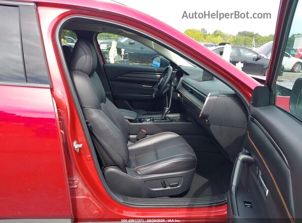 7MMVABEM7SN377828 2025 MAZDA CX-5 Red Вид салону спереду