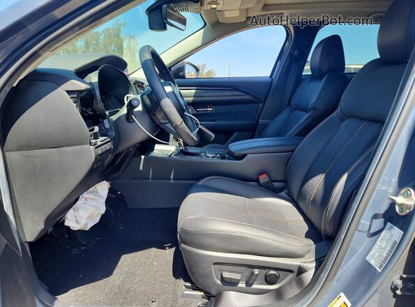 7MMVABEM8SN318318 2025 MAZDA CX-5 Blue წინა სალონის ხედი