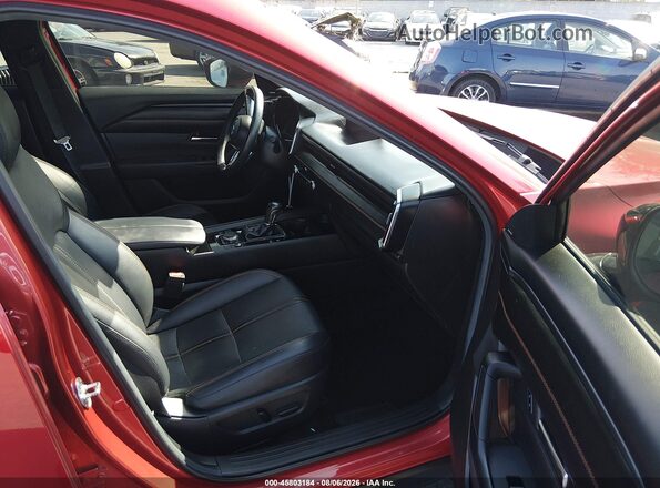 7MMVABEM9RN194974 2024 MAZDA CX-5 Red Widok wnętrza z przodu