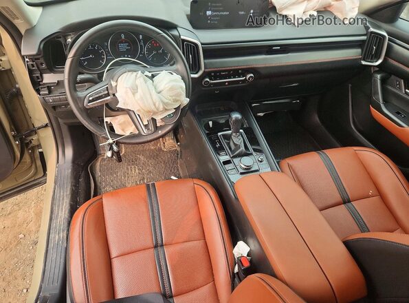 7MMVABXY2PN134063 2023 MAZDA CX-5 Tan Vista del salpicadero