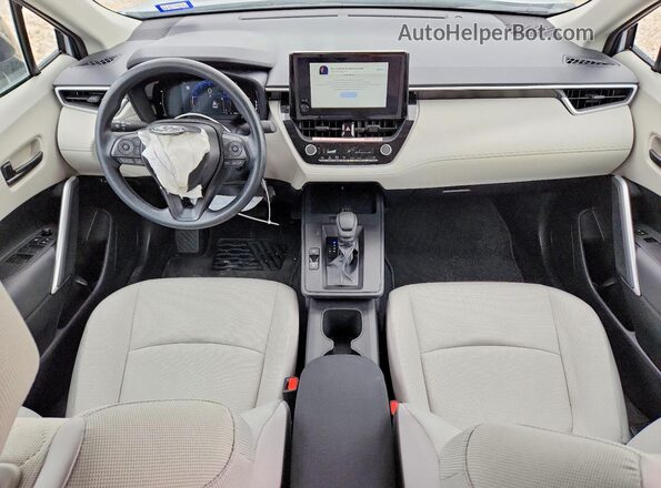 7MUAAAAGXTV180663 2026 TOYOTA COROLLA Серый Вид панели приборов