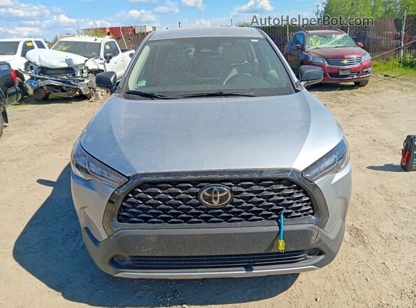 7MUAAABG8SV137064 2025 TOYOTA COROLLA Серебряный Вид спереди