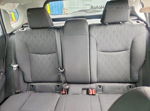 7MUBAABGXNV033359 2022 TOYOTA COROLLA Gray Vista de los asientos traseros