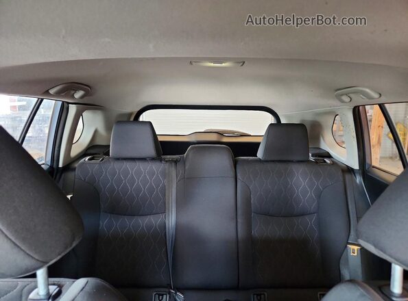 7MUCAAAG6RV078939 2024 TOYOTA COROLLA Blue Widok tylnych siedzeń
