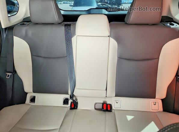 7MUDAAAGXPV071154 2023 TOYOTA COROLLA White Rear seats view