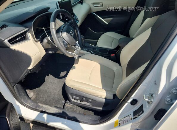 7MUDAAAGXPV071154 2023 TOYOTA COROLLA White Front interior view