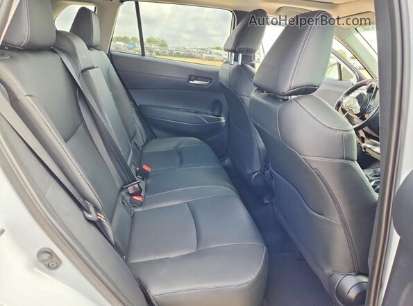 7MUDAAAGXRV096560 2024 TOYOTA COROLLA White უკანა სალონის ხედი