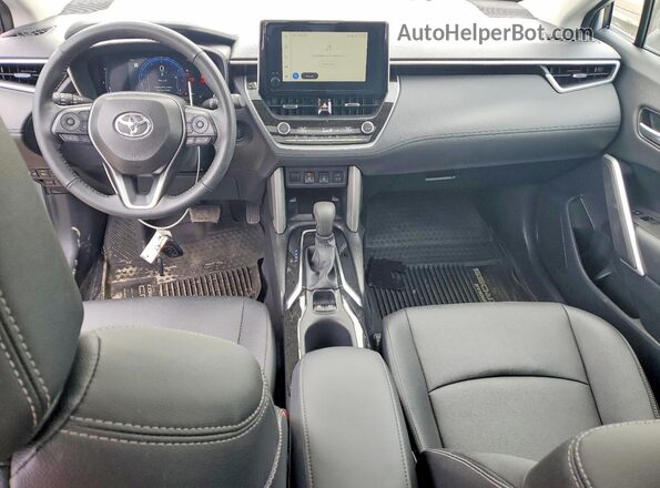 7MUDAABG1RV110795 2024 TOYOTA COROLLA Silver Widok deski rozdzielczej