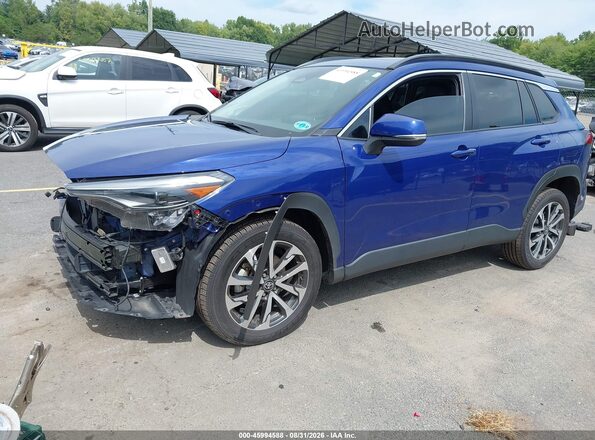 7MUDAABG5PV078365 2023 TOYOTA COROLLA CROSS Blue Przód lewy