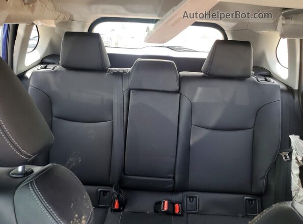 7MUDAABG6RV098059 2024 TOYOTA COROLLA Blue Vista de los asientos traseros