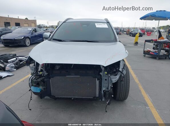 7MUDAABG7RV080153 2024 TOYOTA COROLLA CROSS Gray Widok wnętrza z tyłu