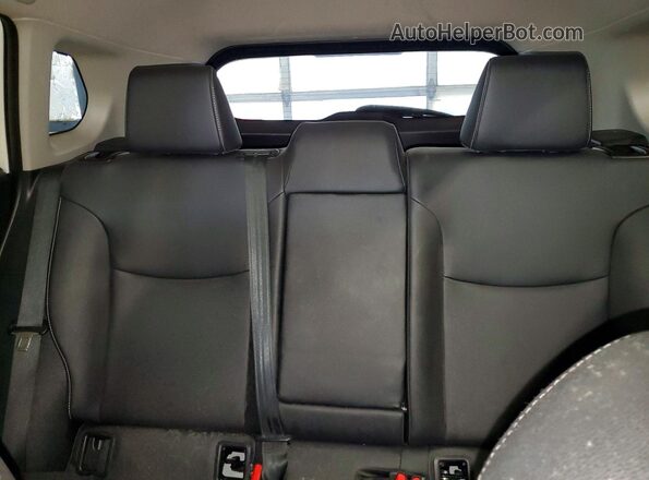 7MUEAABG3PV060614 2023 TOYOTA COROLLA White Vista de los asientos traseros