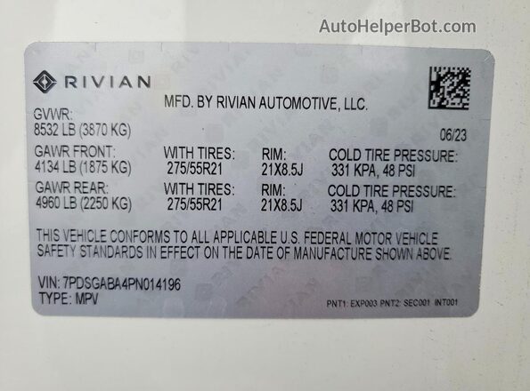 7PDSGABA4PN014196 2023 RIVIAN R1S White 360 interior view