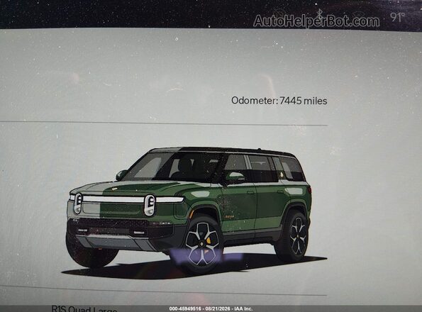7PDSGABA4RN039327 2024 RIVIAN R1S Green Rear seats view