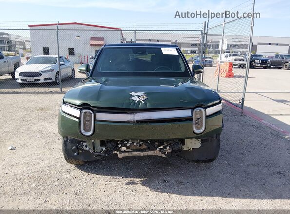 7PDSGABA4RN039327 2024 RIVIAN R1S Green Rear interior view