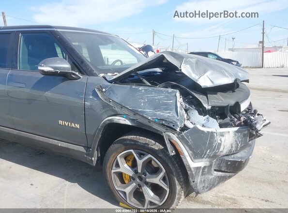 7PDSGABA8PN009096 2023 RIVIAN R1S Gray Rear interior view