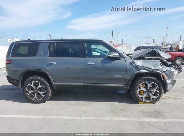 7PDSGABA8PN009096 2023 RIVIAN R1S Gray 