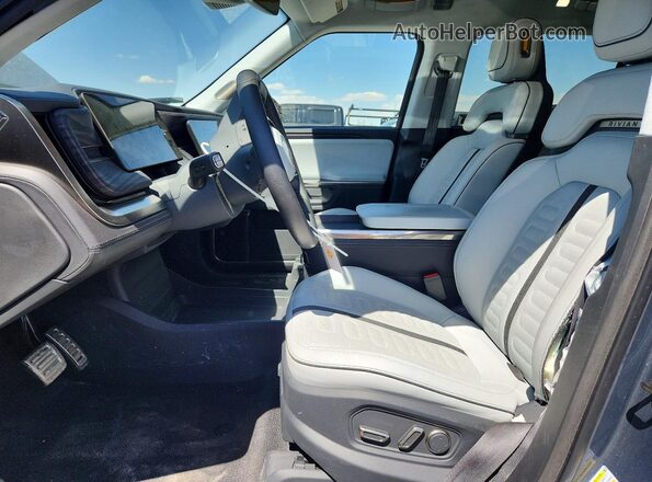 7PDSGABA8PN010149 2023 RIVIAN R1S Gray Вид салону спереду