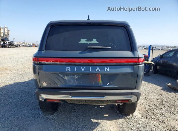 7PDSGABA9PN010077 2023 RIVIAN R1S Gray Rear view