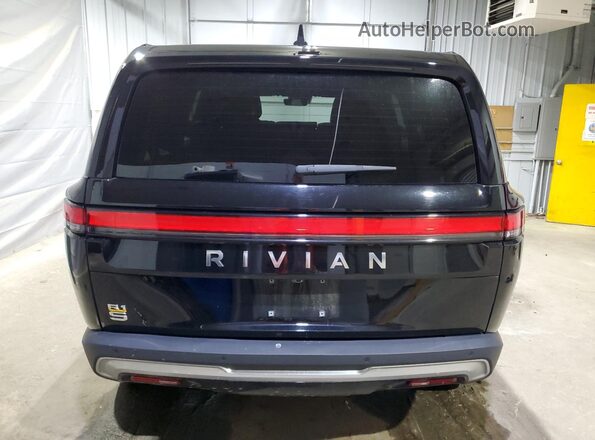 7PDSGABAXPN021332 2023 RIVIAN R1S Black Rear view