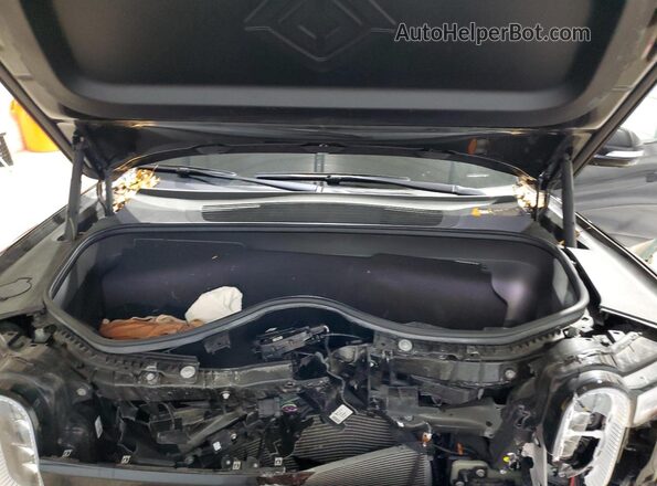 7PDSGABAXPN021332 2023 RIVIAN R1S Black Engine compartment view