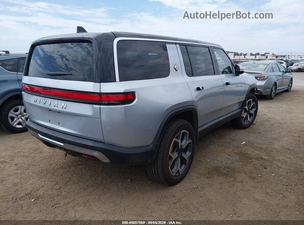 7PDSGABAXPN026014 2023 RIVIAN R1S Silver Rear right