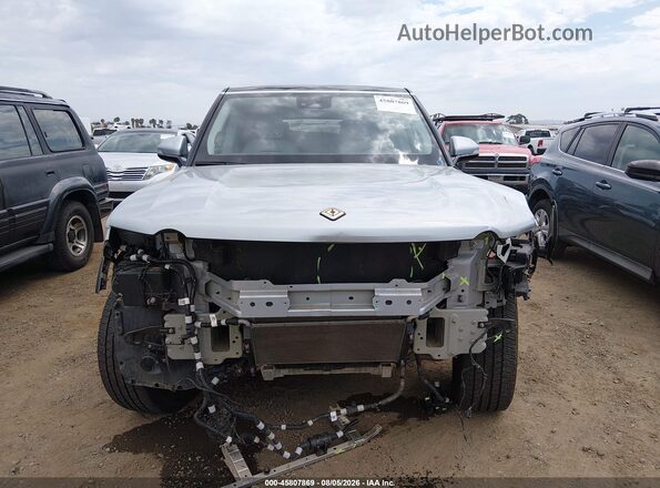 7PDSGABAXPN026014 2023 RIVIAN R1S Silver Rear interior view