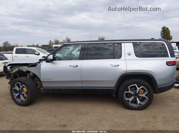 7PDSGABAXPN026014 2023 RIVIAN R1S Silver 
