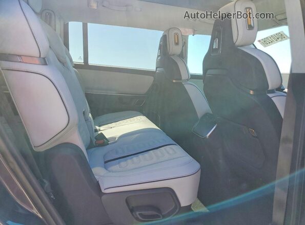 7PDSGABL3PN020878 2023 RIVIAN R1S Gray Rear seats view