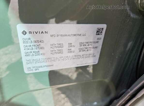 7PDSGABL6PN009440 2023 RIVIAN R1S Green Engine compartment view