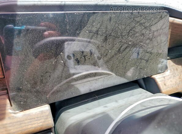 7PDSGABP3TN089065 2026 RIVIAN R1S Black Instrument cluster view