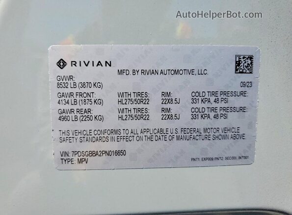 7PDSGBBA2PN016650 2023 RIVIAN R1S Silver 360 interior view