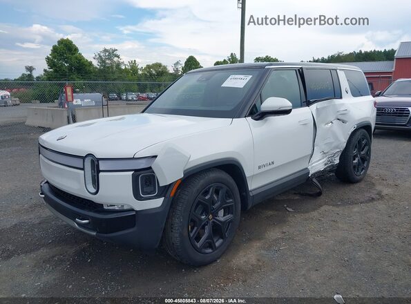7PDSGBBA9RN037210 2024 RIVIAN R1S White Front left